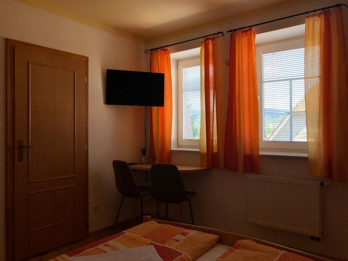 Pension Maate Cesky Krumlov Exterior photo